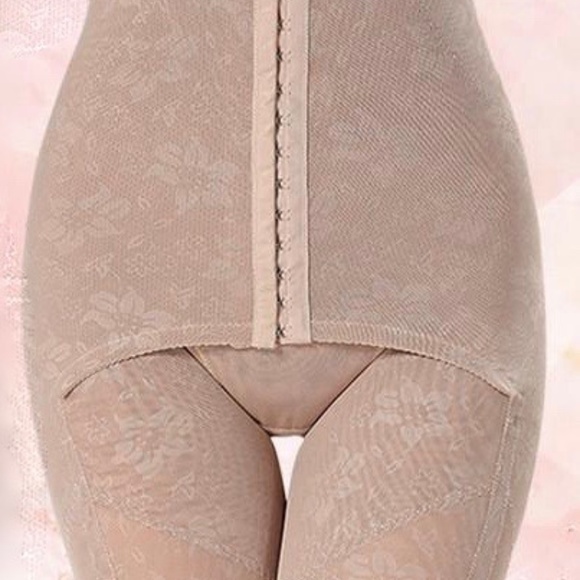 Black Body Shaper with drop down back. Size Large. New Girdle in Package. - Picture 4 of 13